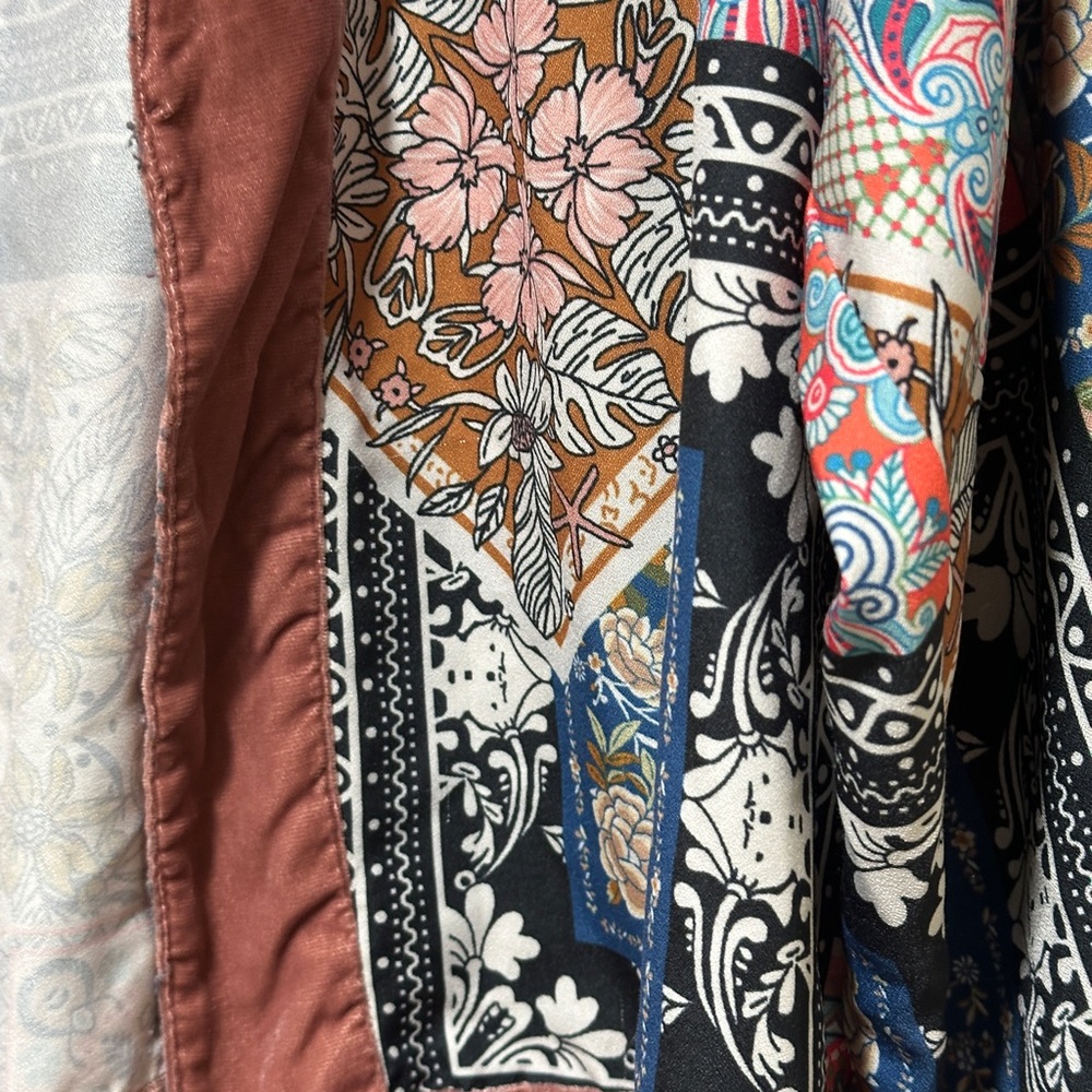 Tolani Collection Patchwork Multicolor Velvet Kim… - image 3